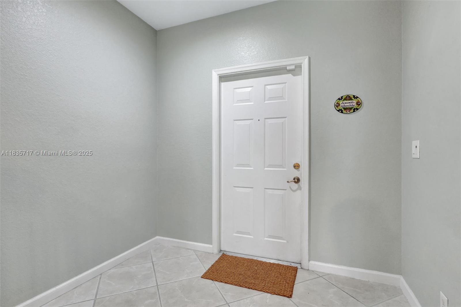 13416 Georgian Ct