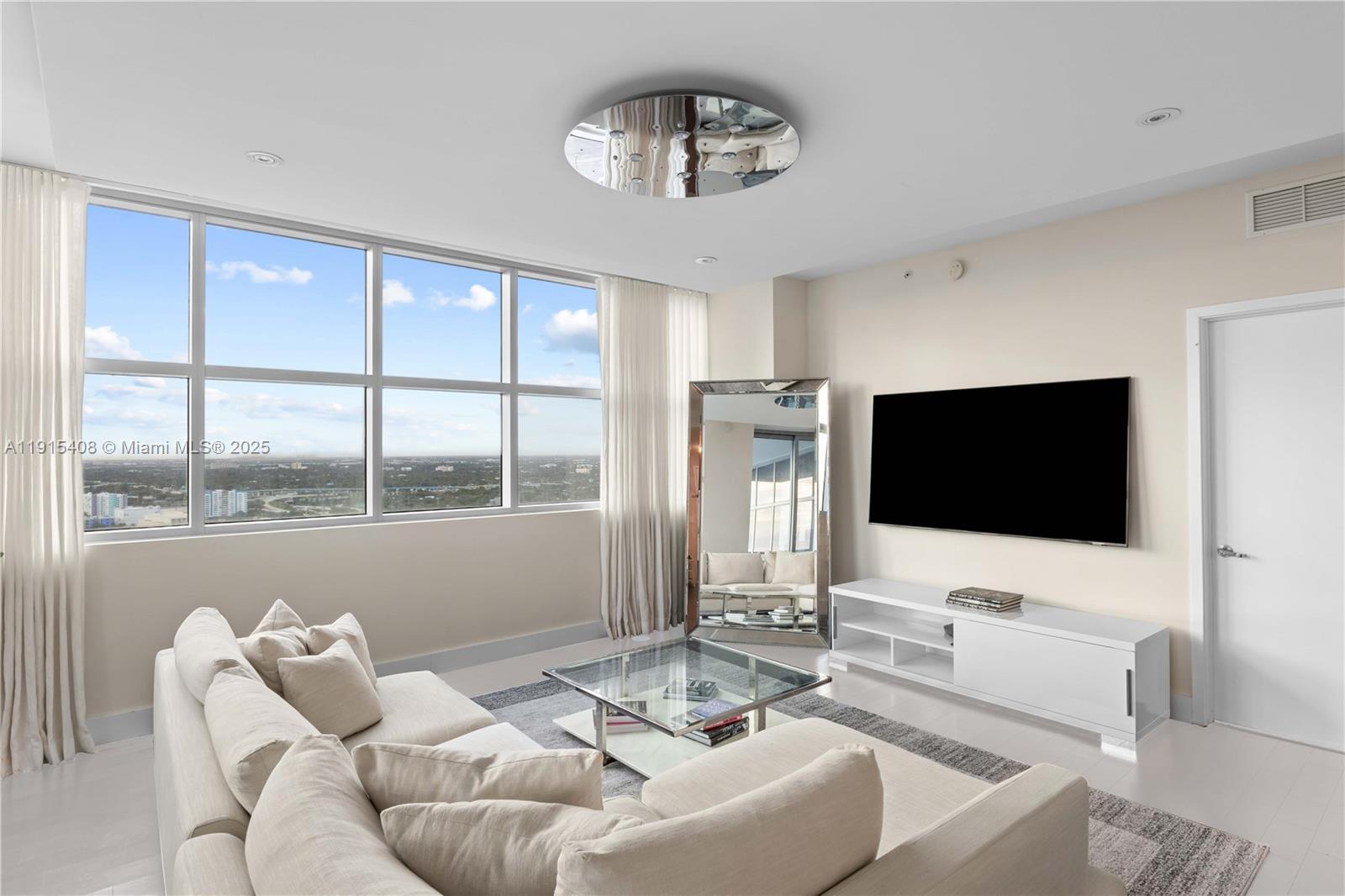 3301 NE 1st Ave H2901