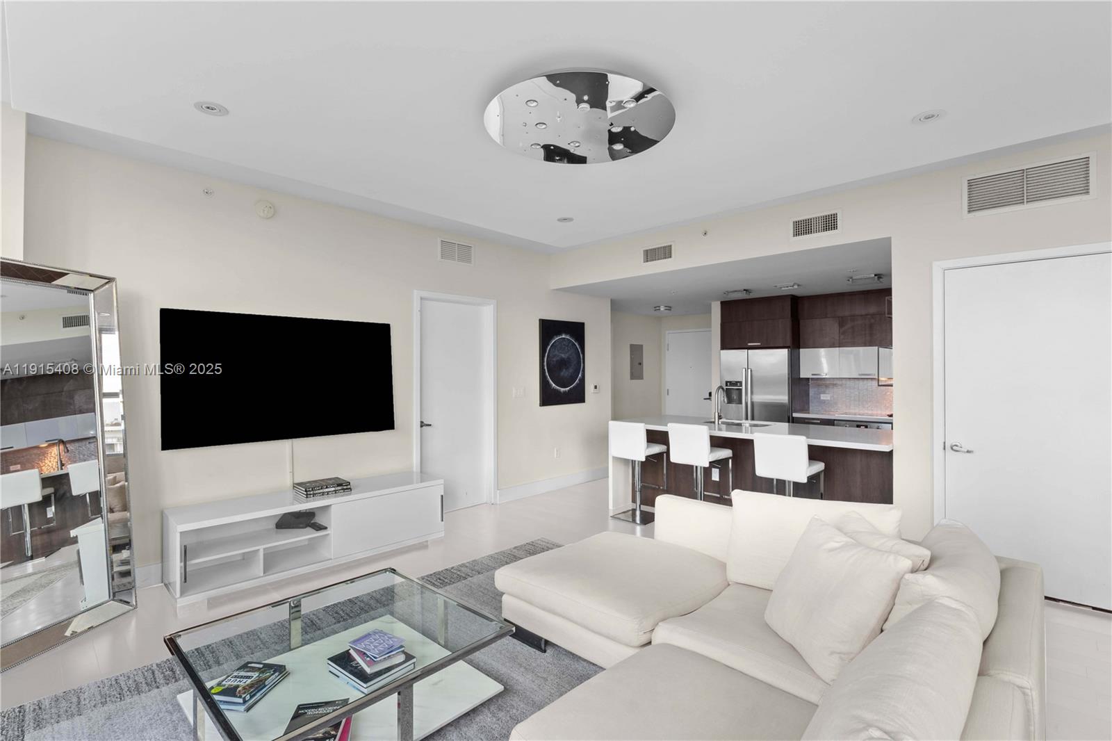 3301 NE 1st Ave H2901