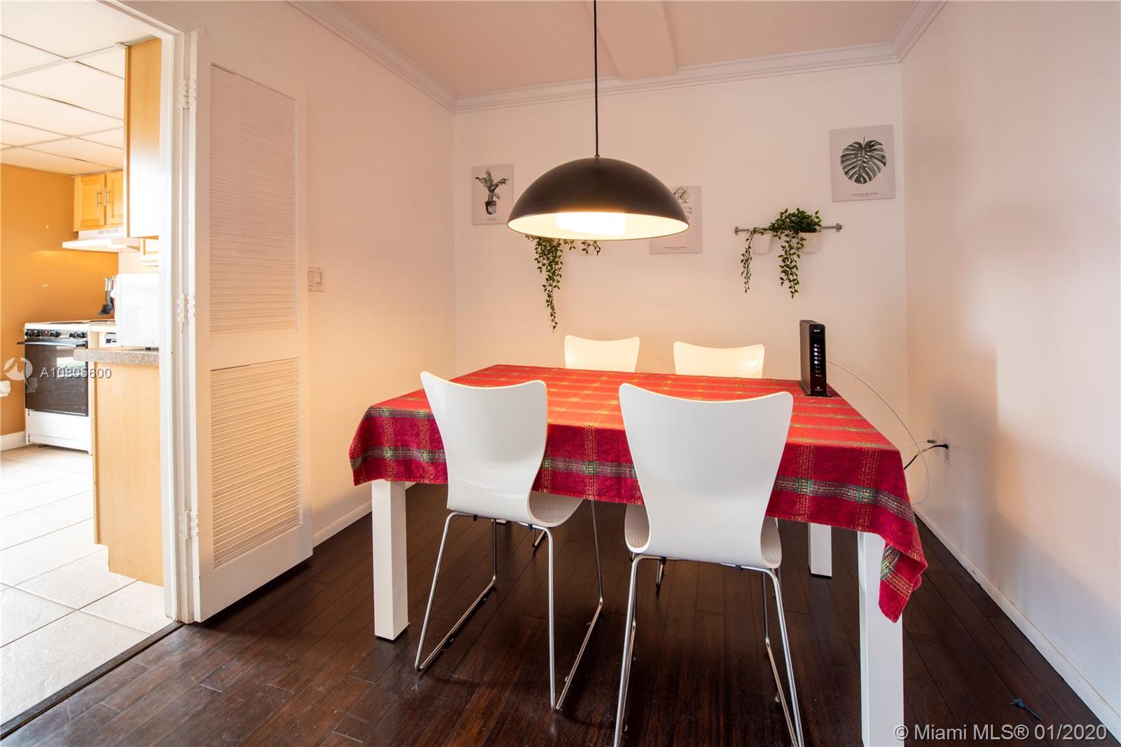 MANORS OF INVERRARY I-5 - Residential