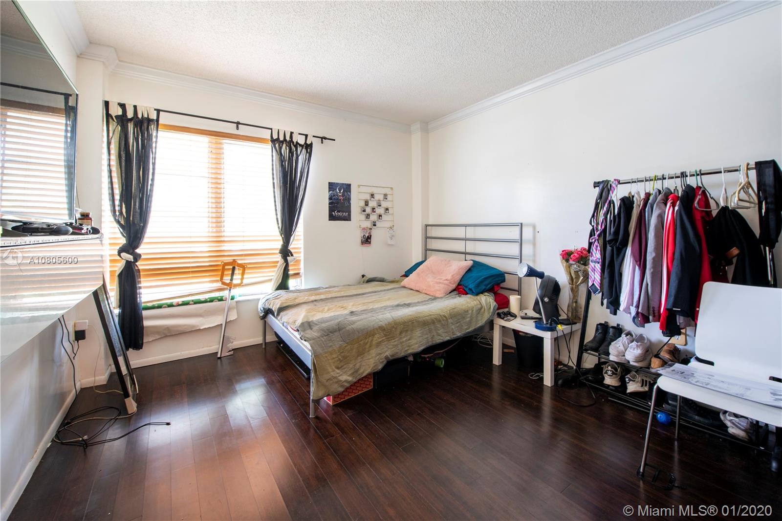 MANORS OF INVERRARY I-5 - Residential