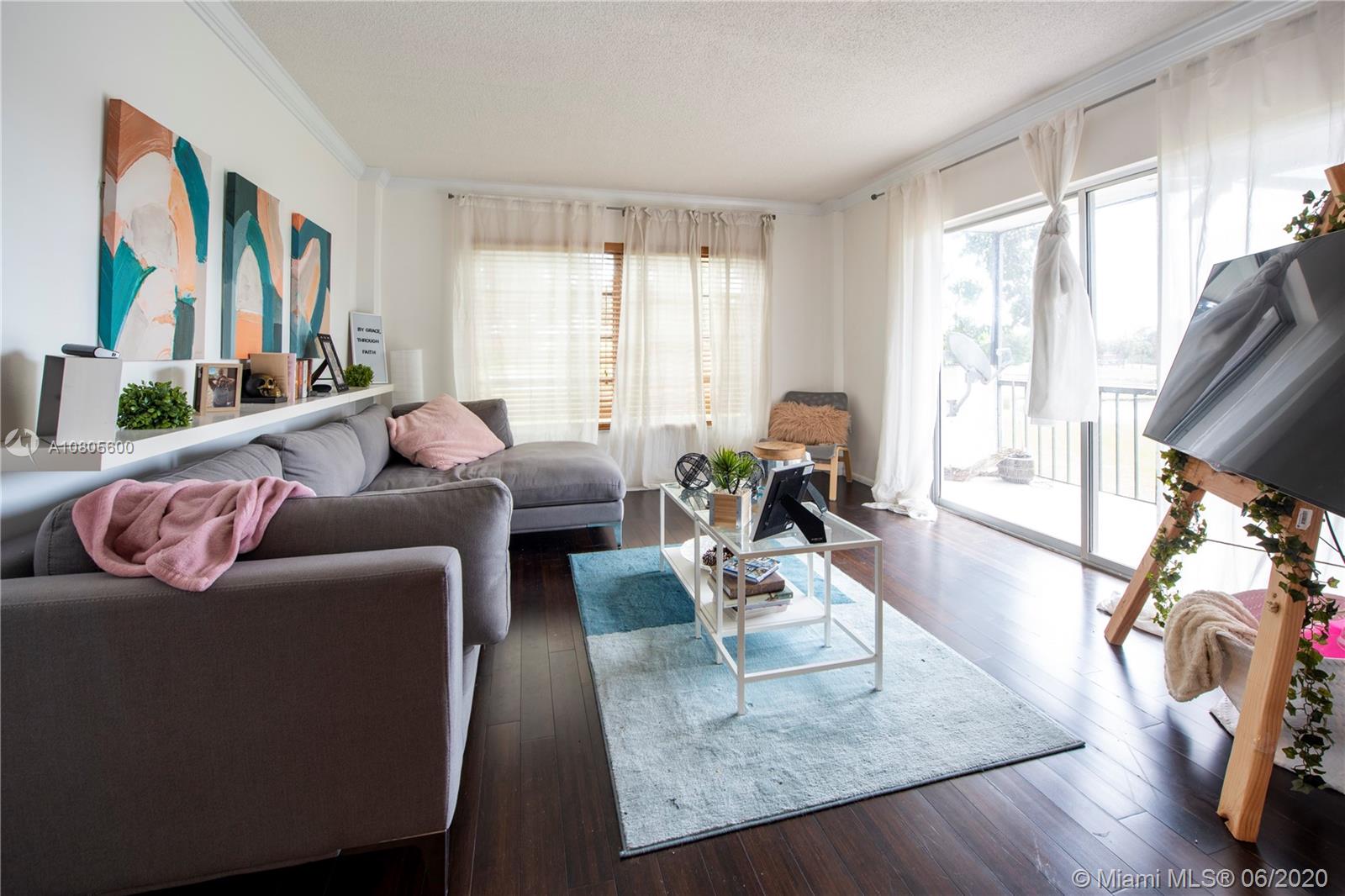 MANORS OF INVERRARY I-5 - Residential