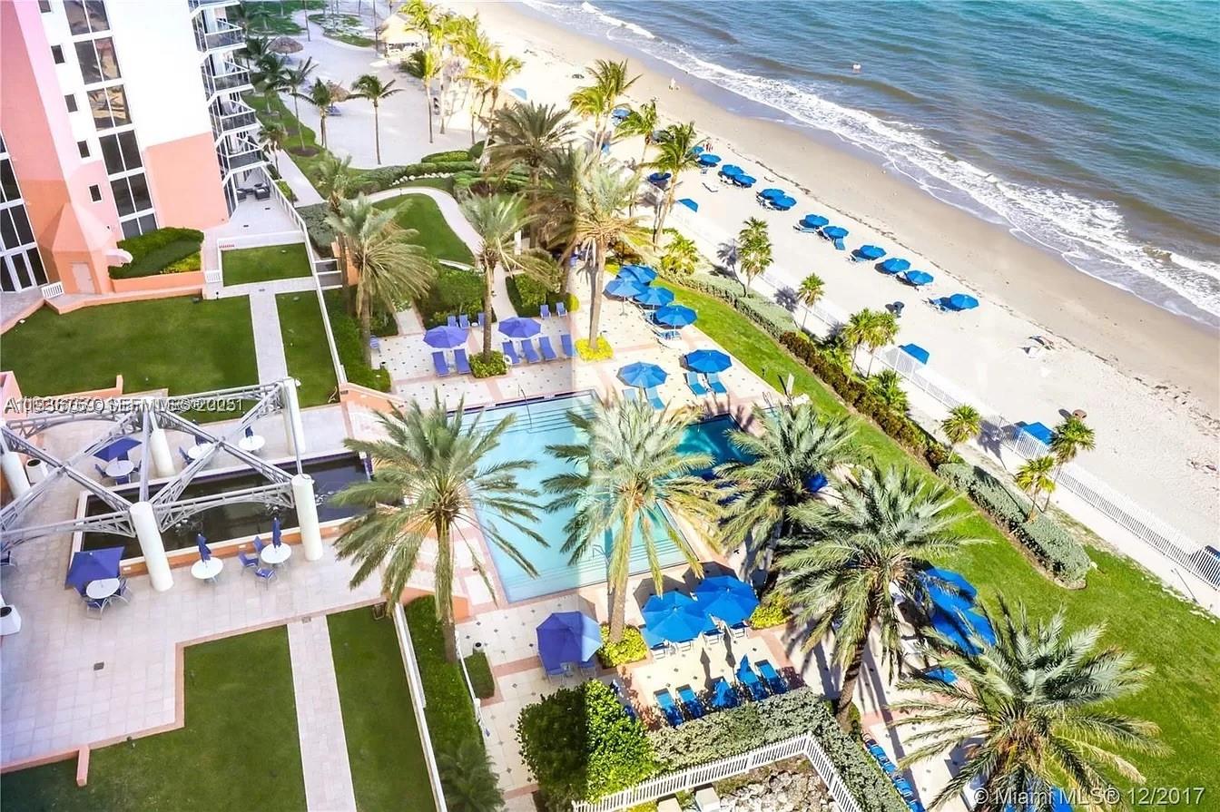 OCEAN ONE CONDO - Residential