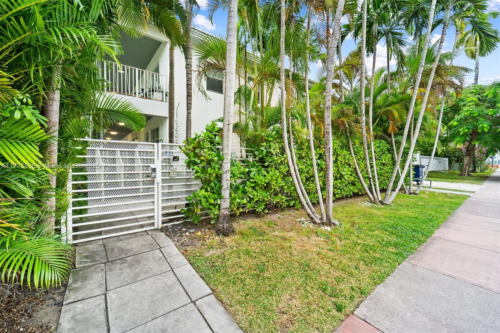 Rental Property at 1604 Drexel Ave 203, Miami Beach, Miami-Dade County, Florida - Bathrooms: 1  - $2,500 MO.