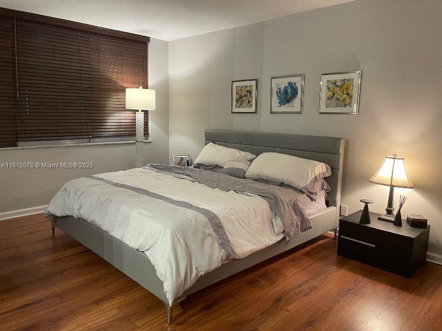 QUADOMAIN TOWER I AND IV - Residential Lease