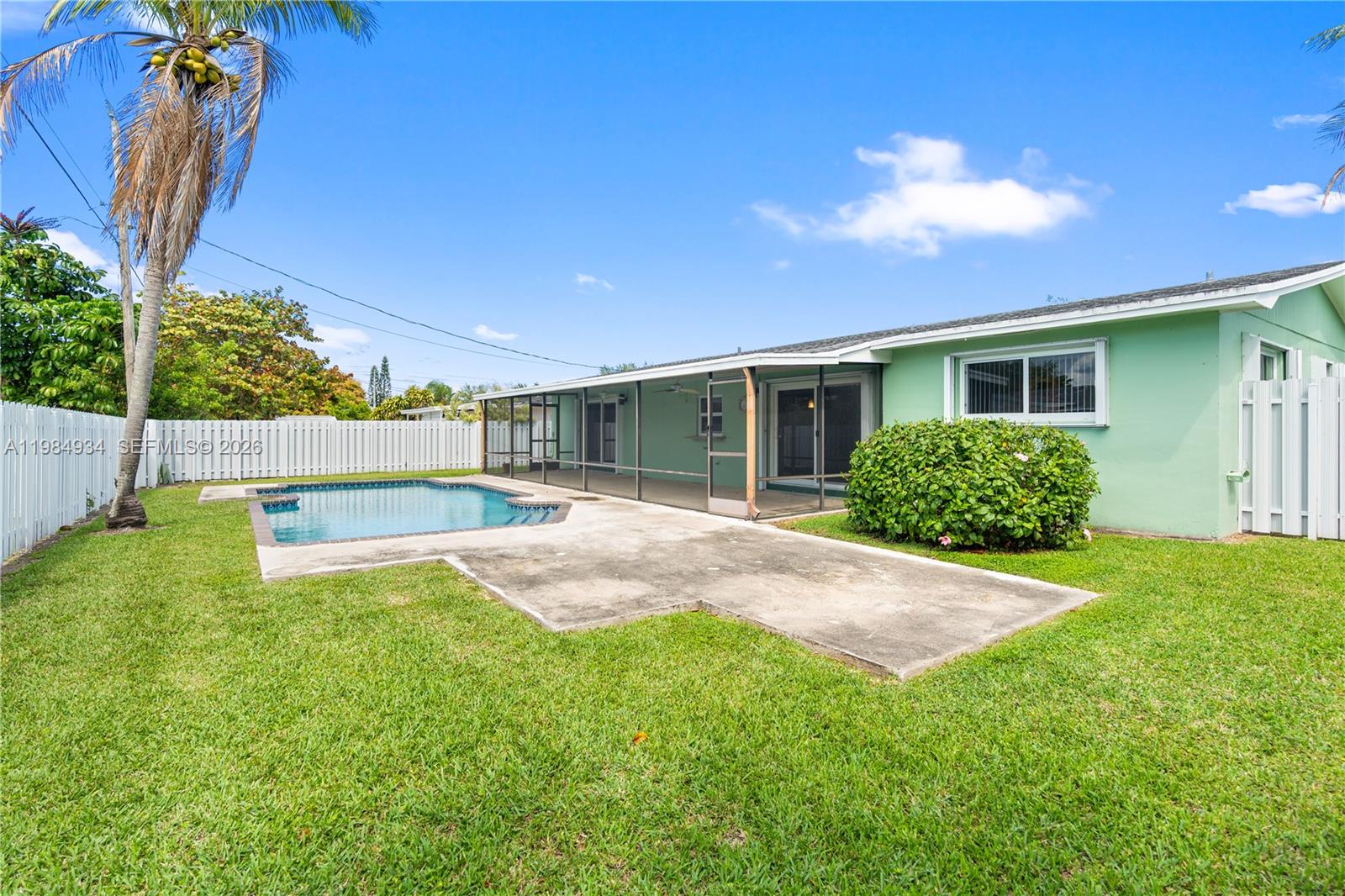 CUTLER RIDGE PINES - Residential