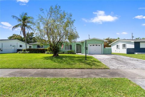 19900 SW 87th Ct Cutler Bay FL 33157