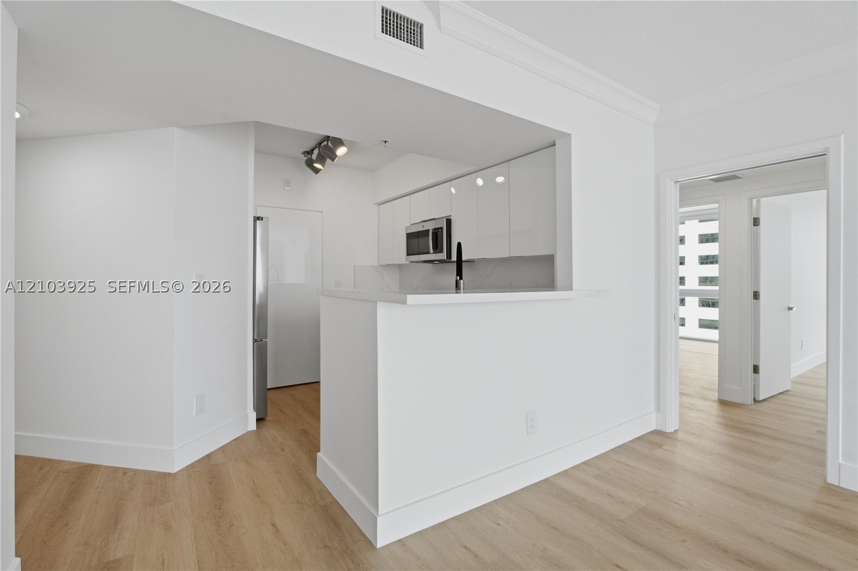 335 S Biscayne Blvd 2512