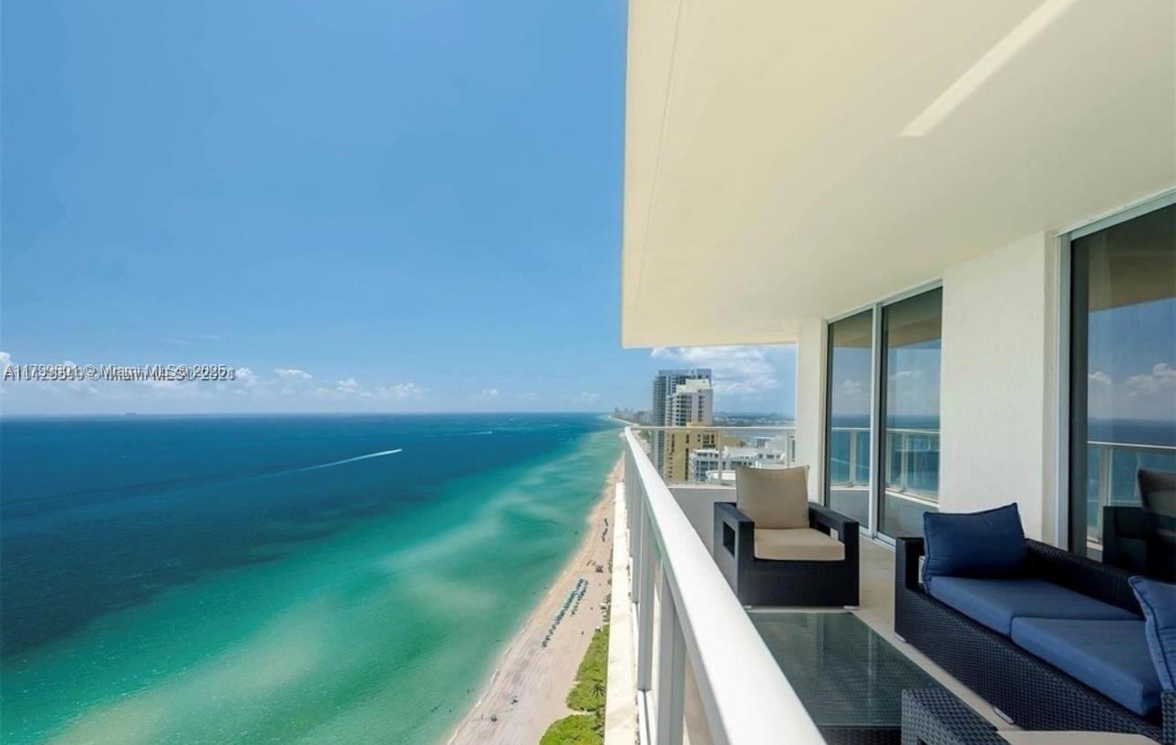 16699 Collins Ave 3902