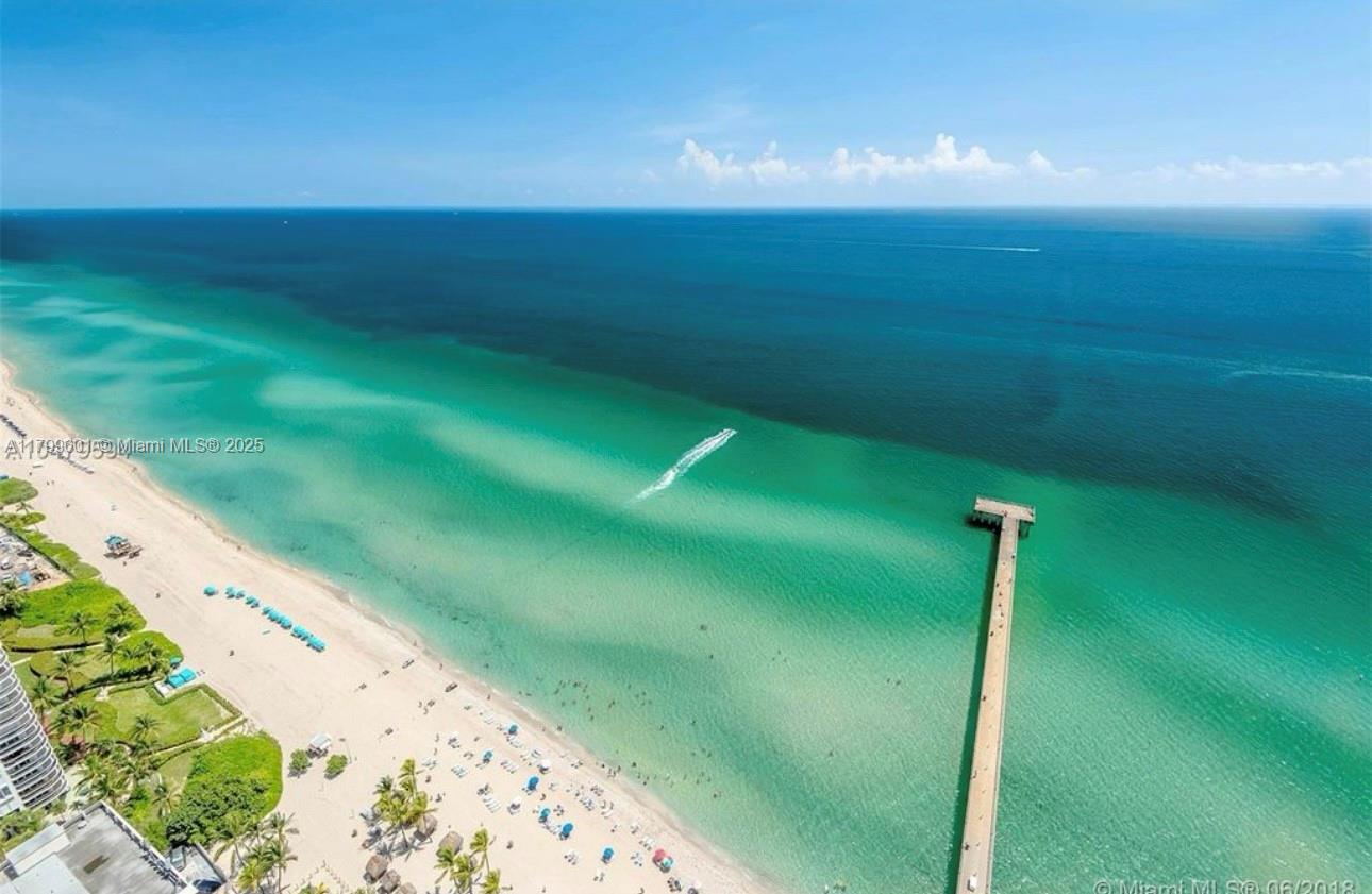 LA PERLA CONDO - Residential Lease