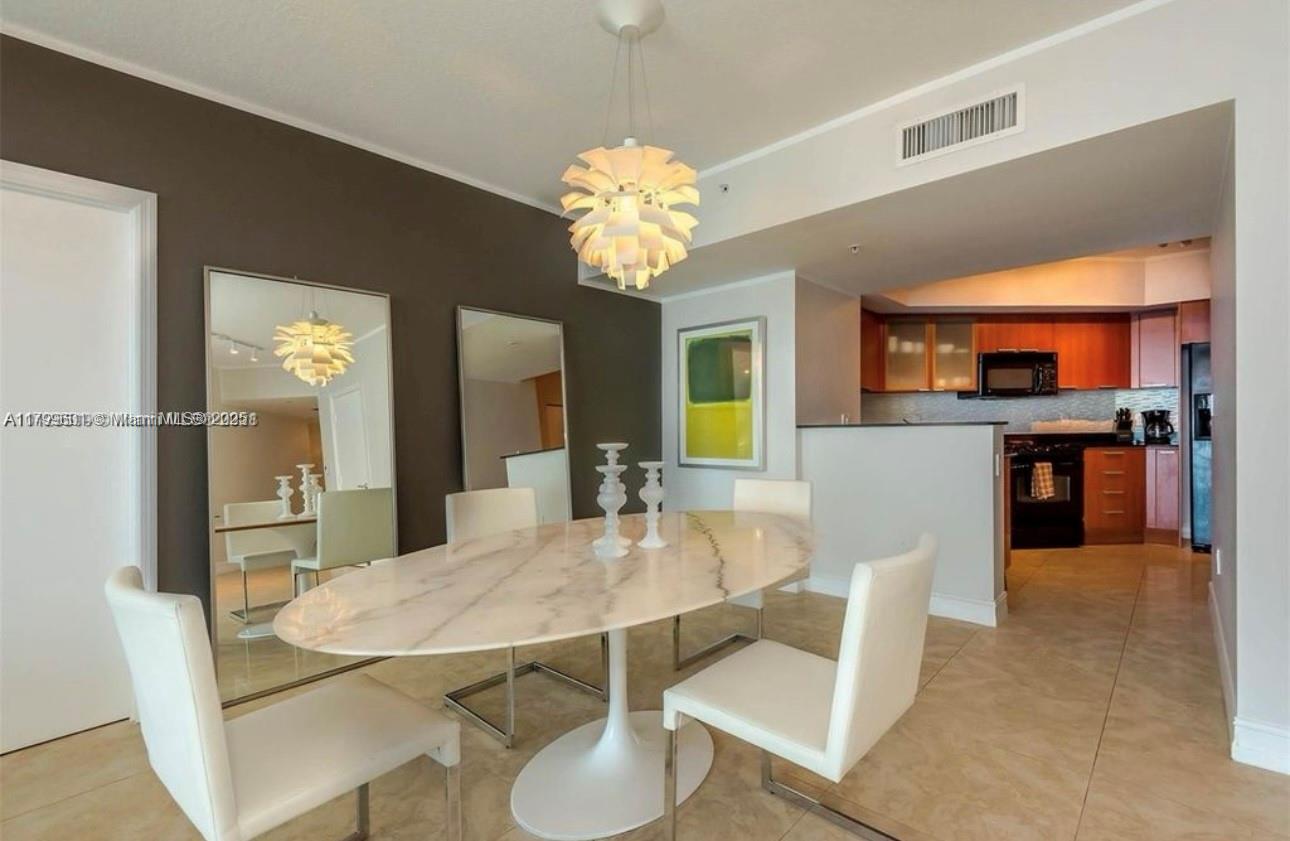 16699 Collins Ave 3902