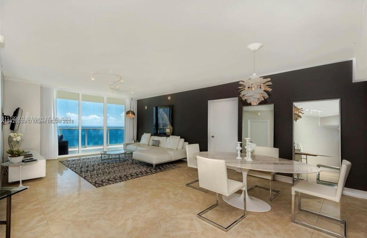 LA PERLA CONDO - Residential Lease