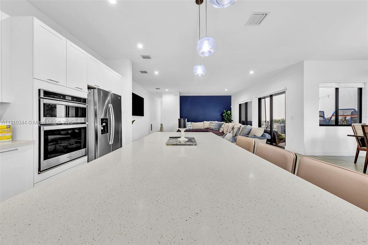 DOWNTOWN DORAL SOUTH PHAS - Residential