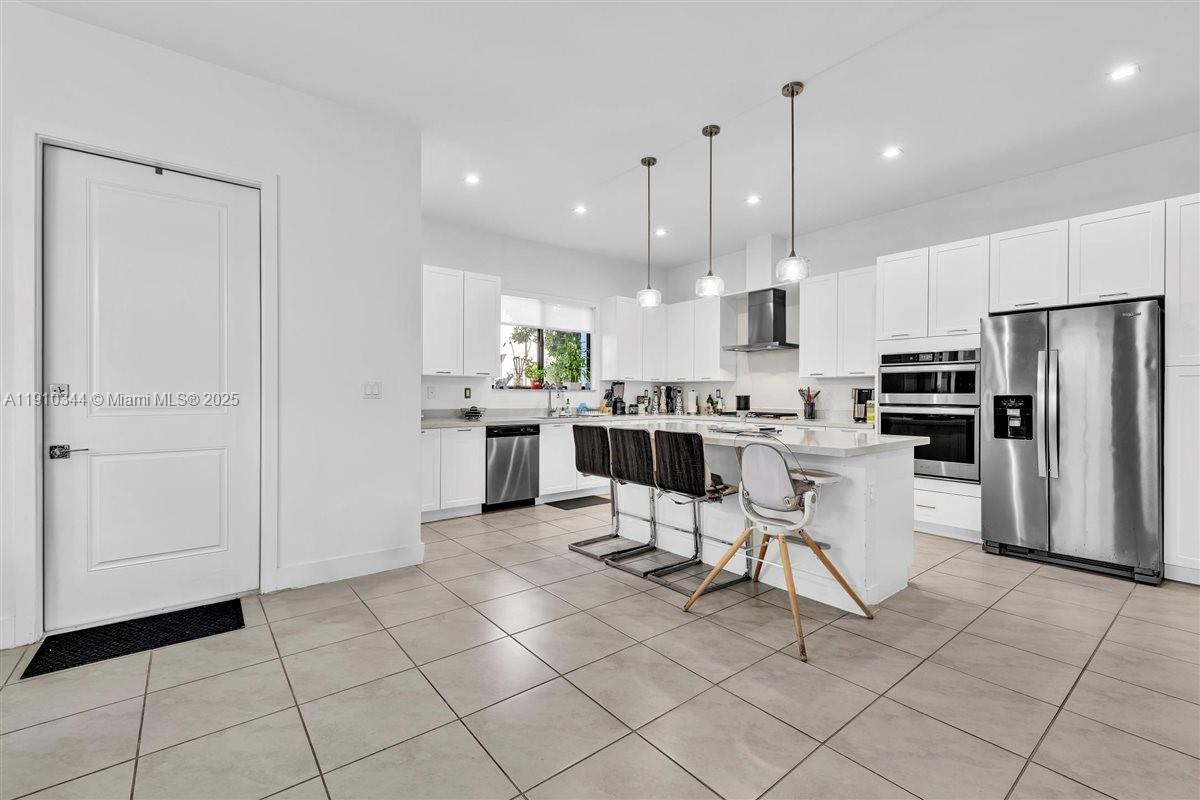 DOWNTOWN DORAL SOUTH PHAS - Residential