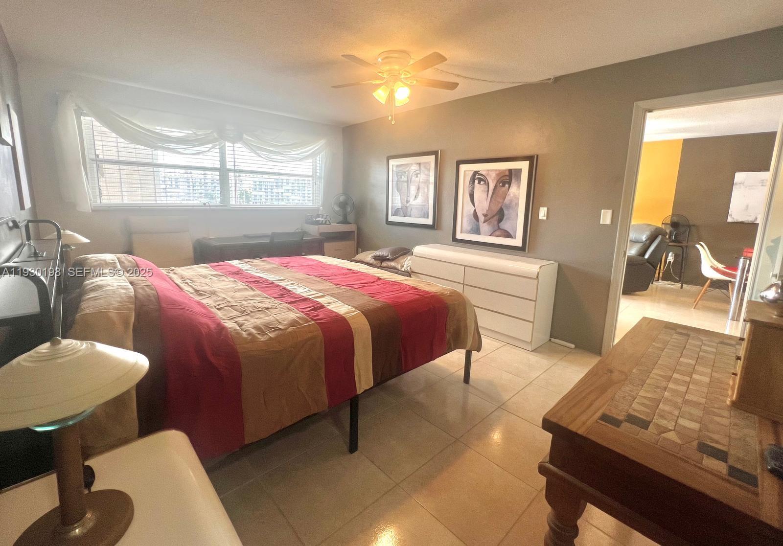 YACHT HARBOR APARTMENTS C - Residential Lease