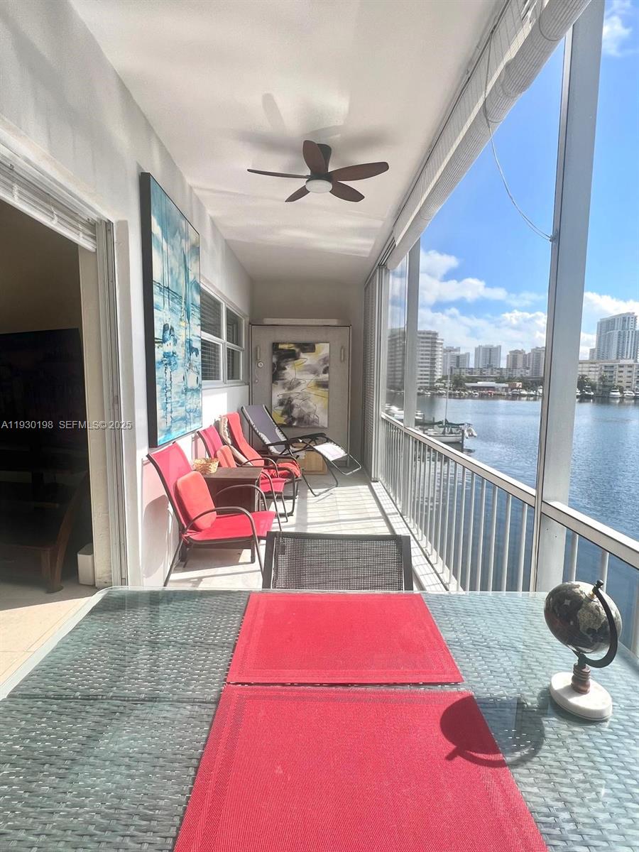 YACHT HARBOR APARTMENTS C - Residential Lease