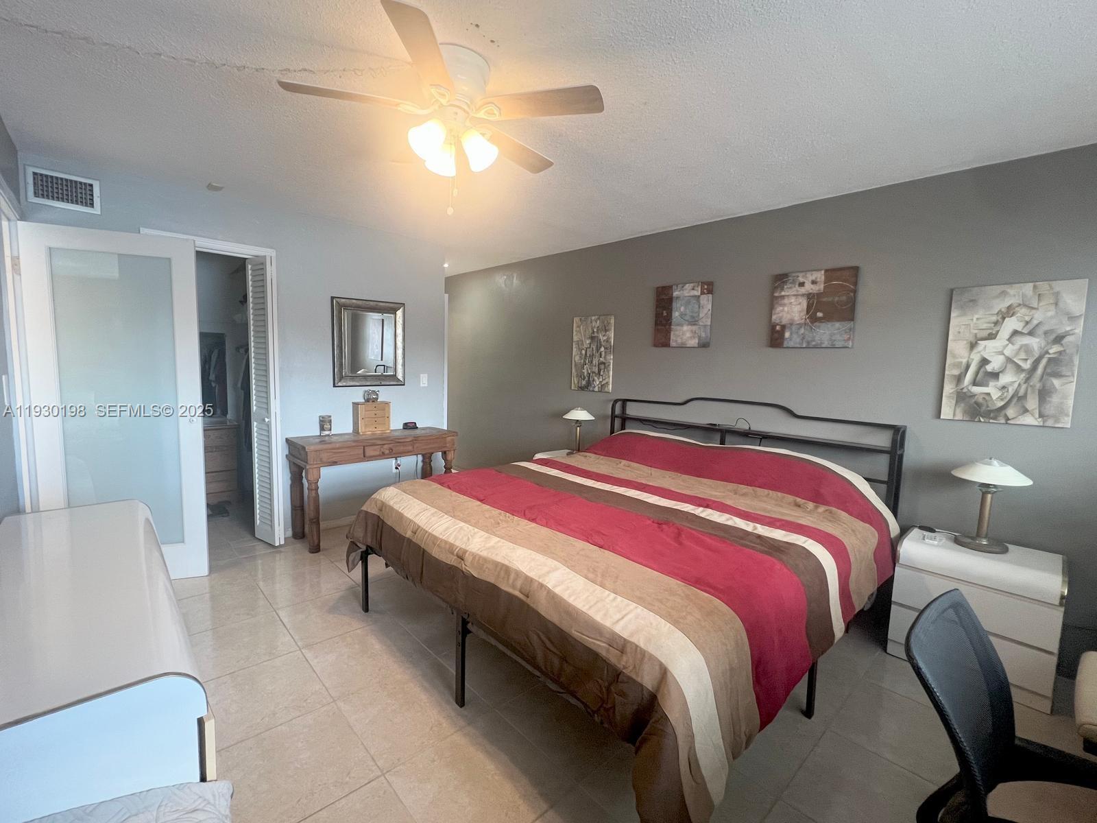 YACHT HARBOR APARTMENTS C - Residential Lease