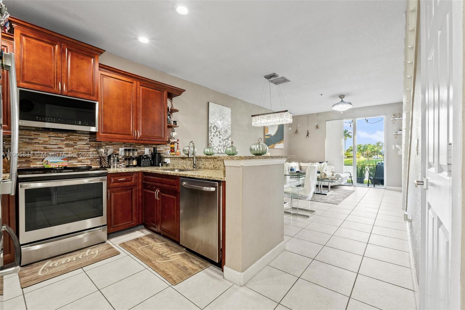 GEORGETOWN - Residential