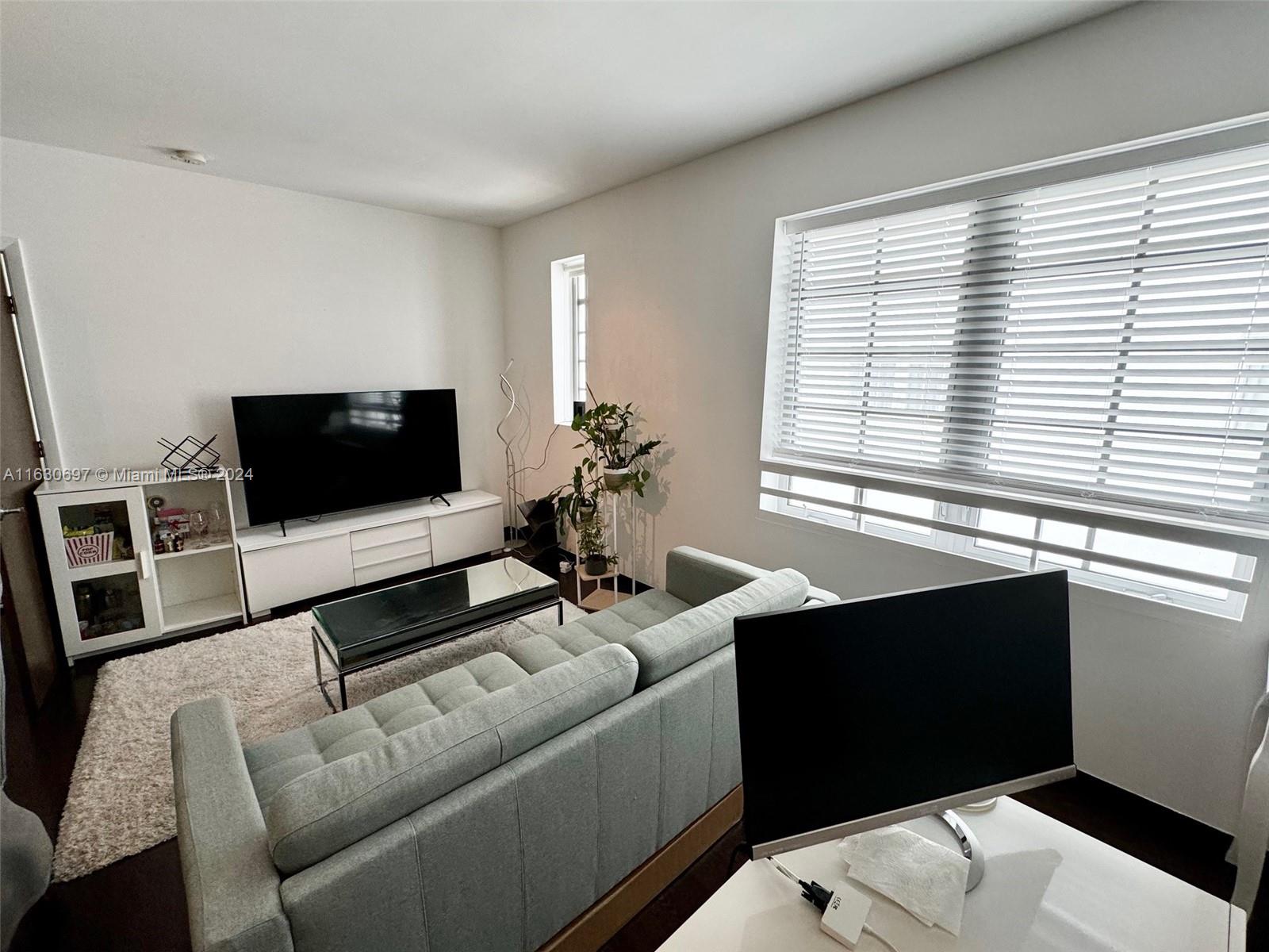ARTECITY GOVERNOR CONDO - Residential