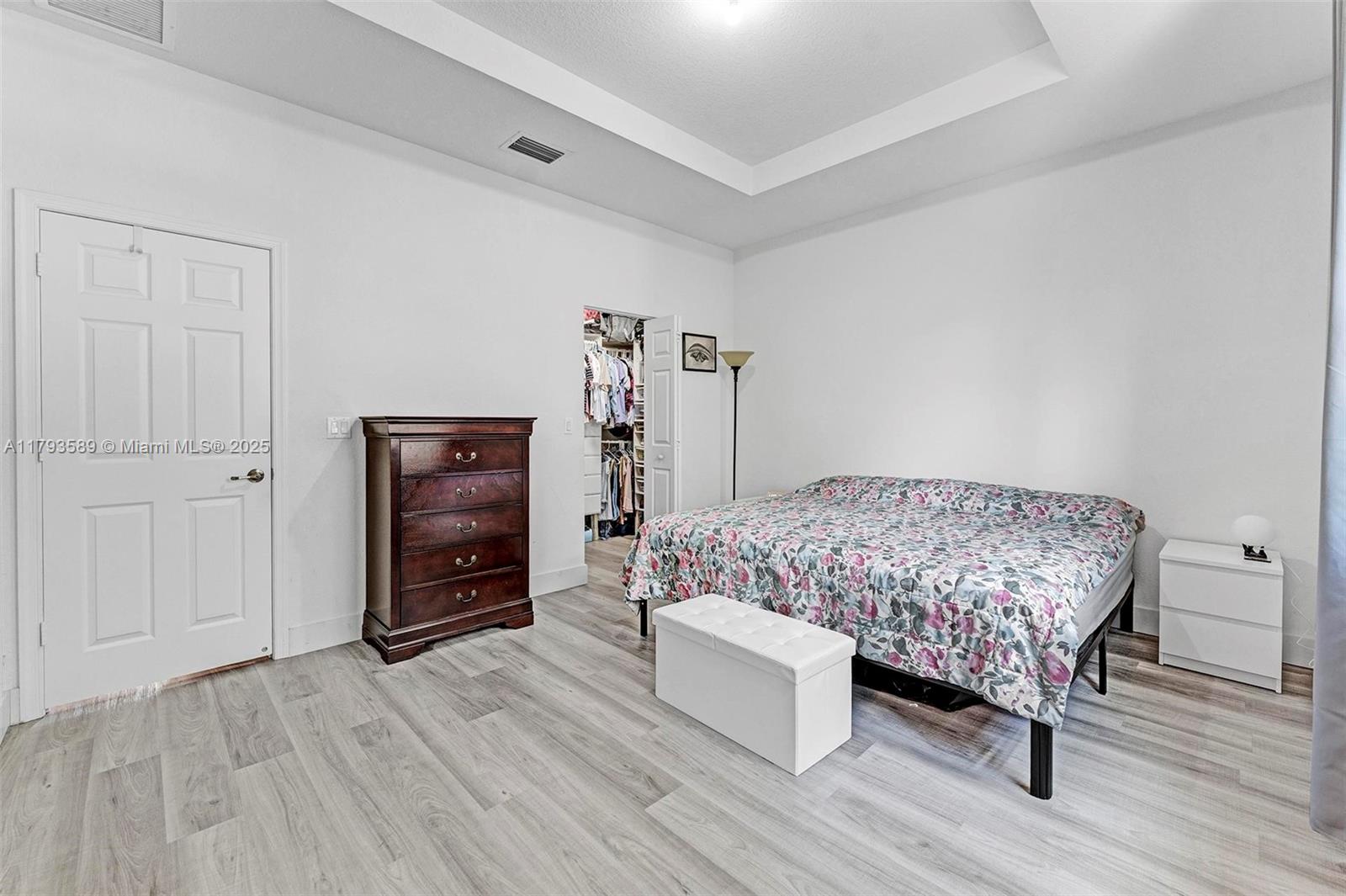 CHARLESTON COMMONS 2 - Residential