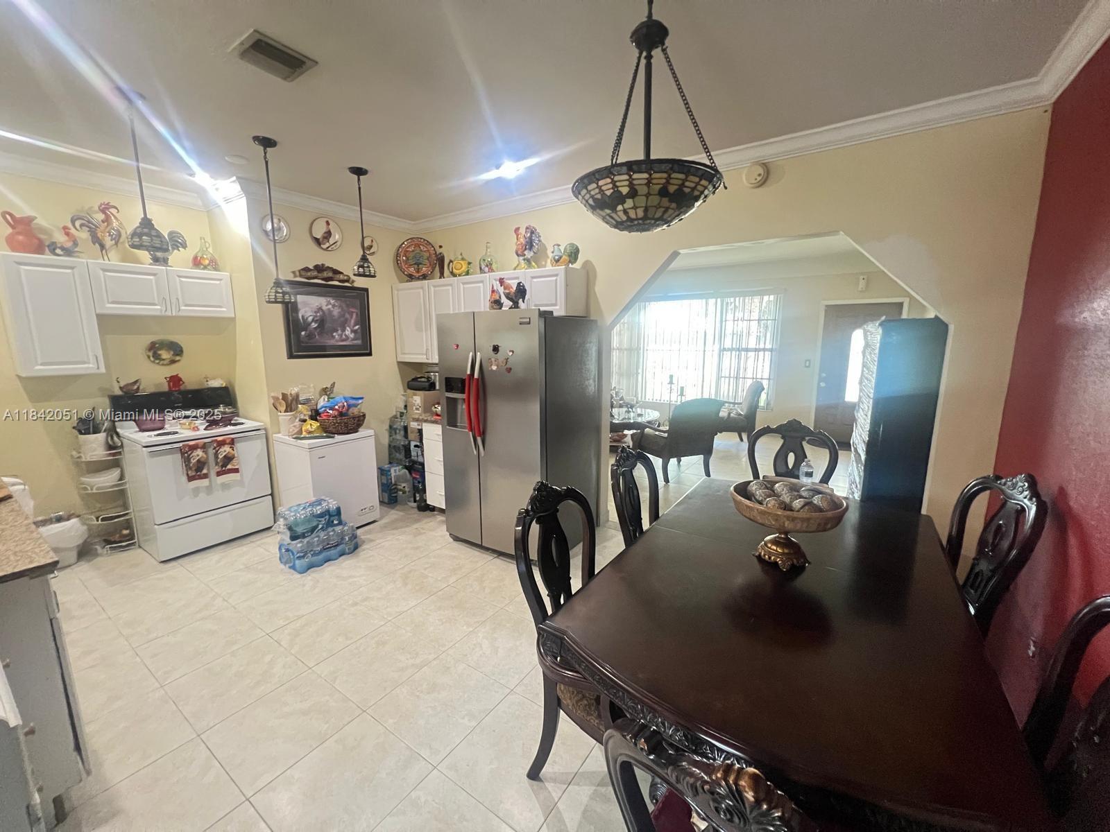 3435 NW 80TH ST
