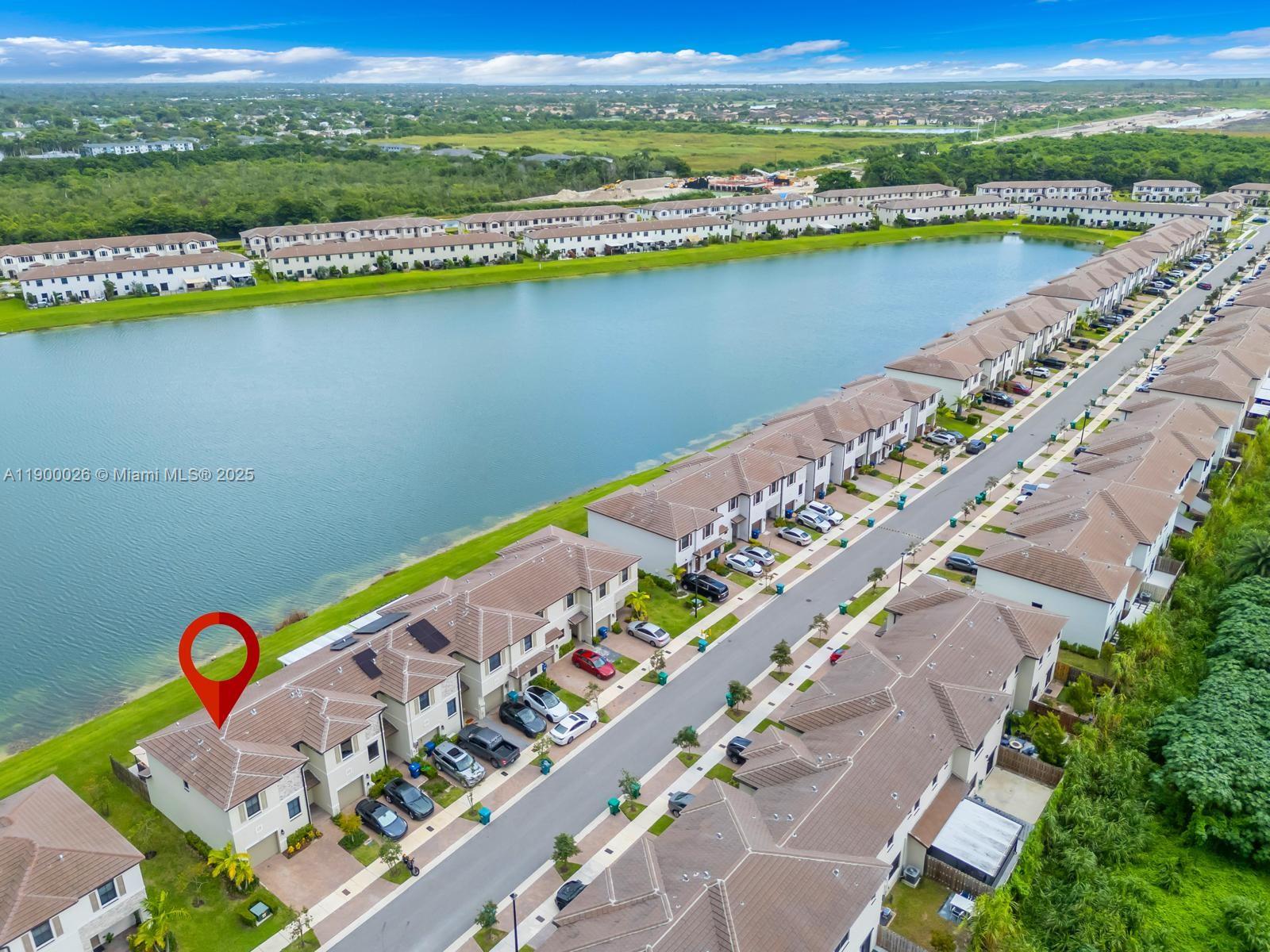 ENCLAVE SOUTH PHASE 1 - Residential