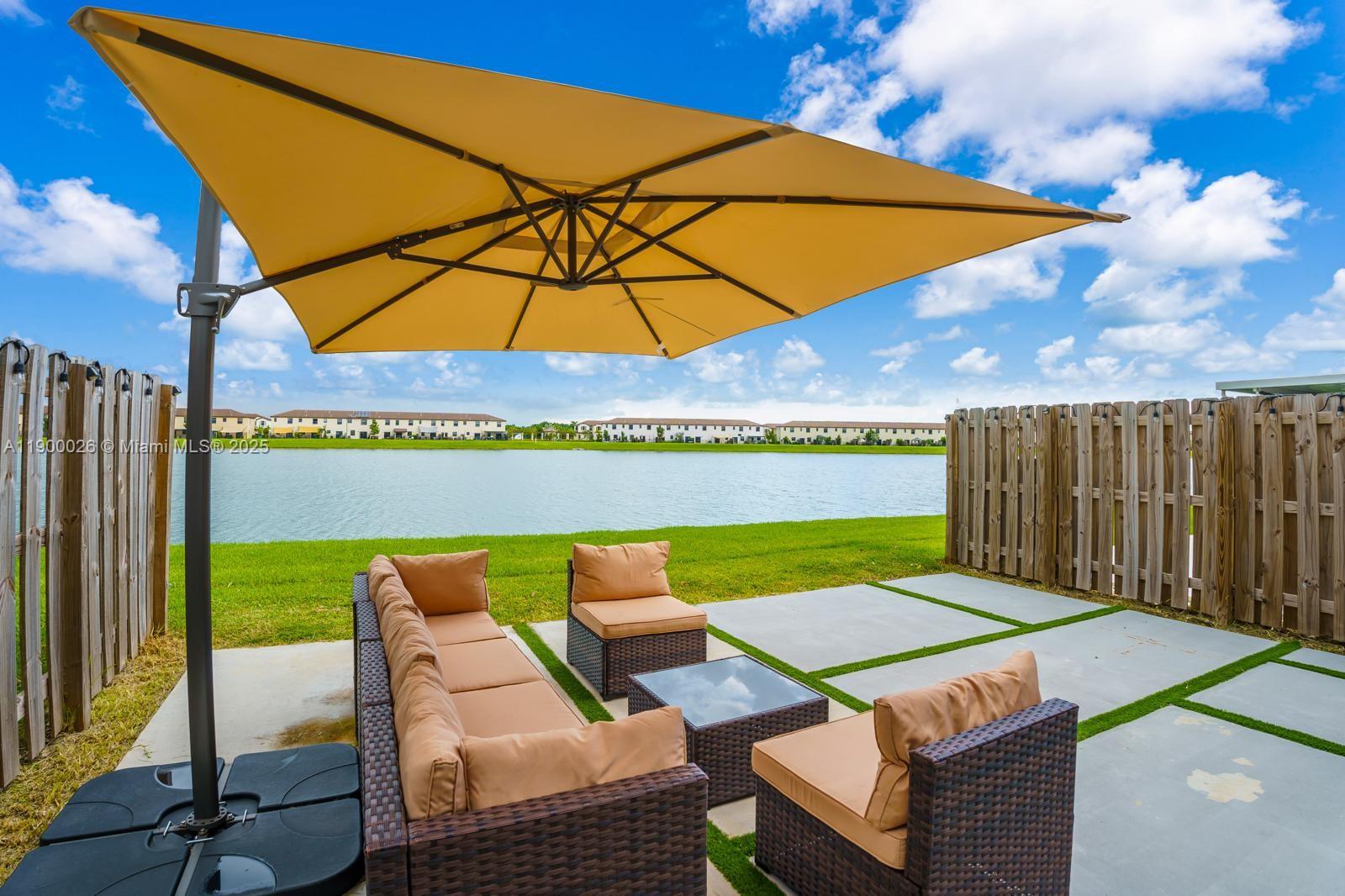 ENCLAVE SOUTH PHASE 1 - Residential