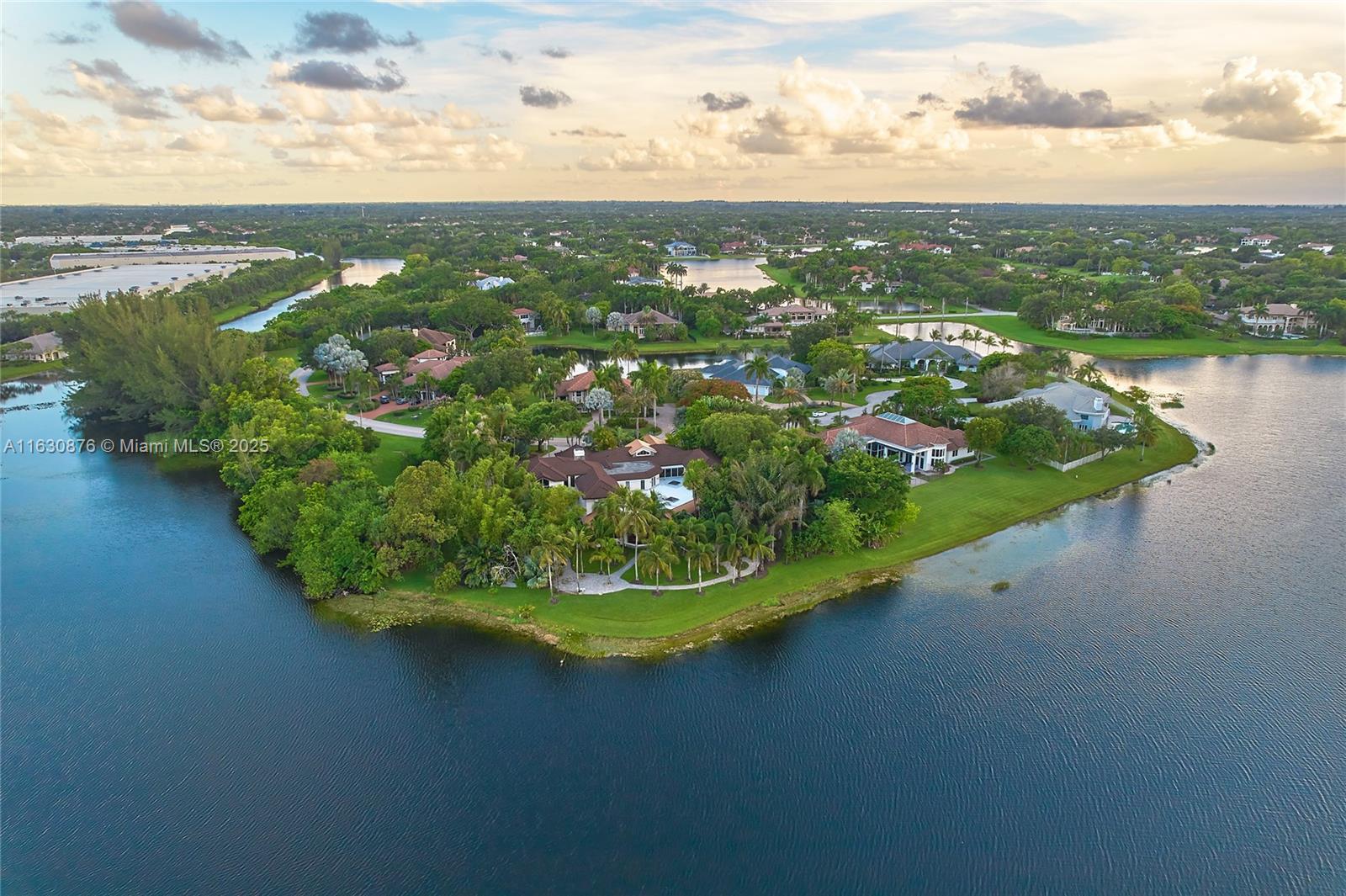 WINDMILL RANCH ESTATES - Residential