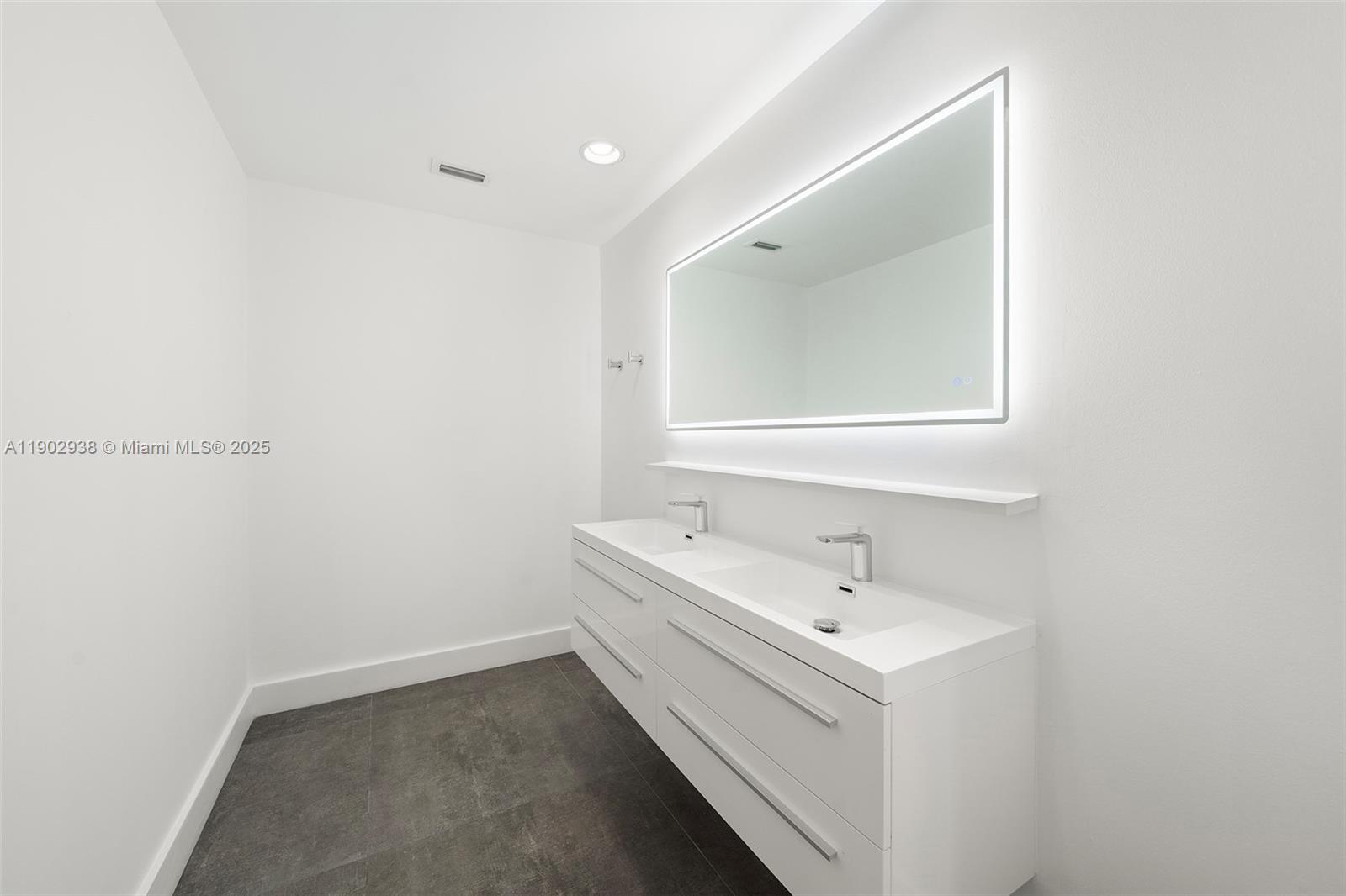 FAIRMONT ACRES SEC 3 - Residential