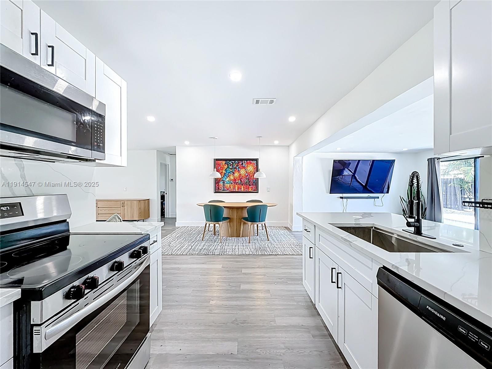 BOULEVARD HEIGHTS SEC 6 - Residential Lease