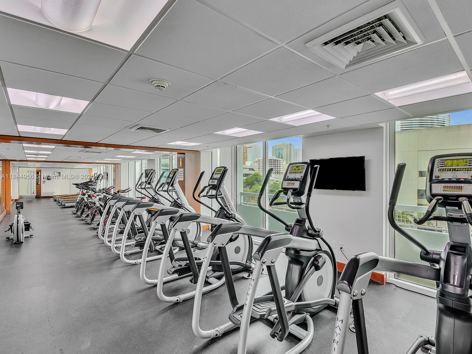 BRICKELL ON THE RIVER N T - Residential