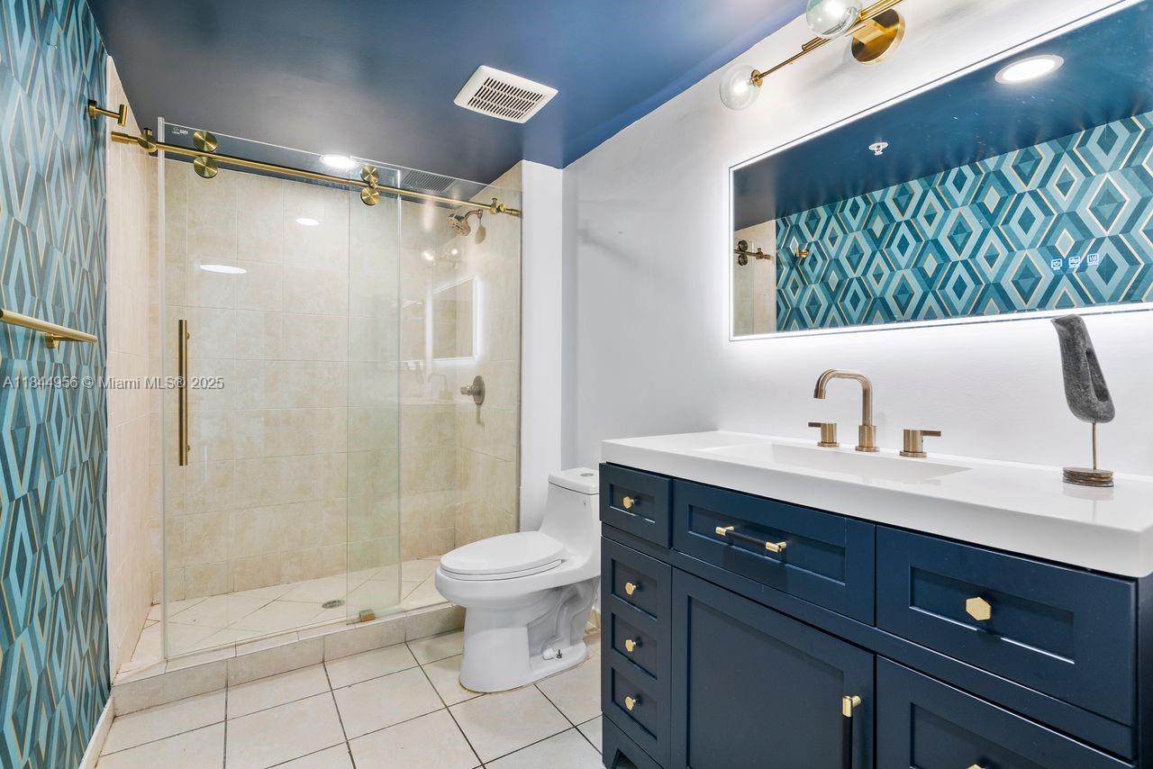 BRICKELL ON THE RIVER N T - Residential