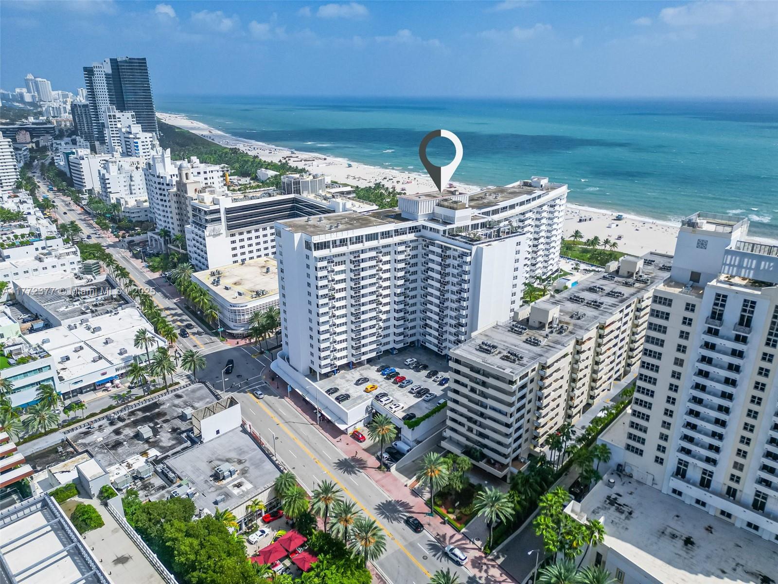 THE DECOPLAGE CONDO - Residential