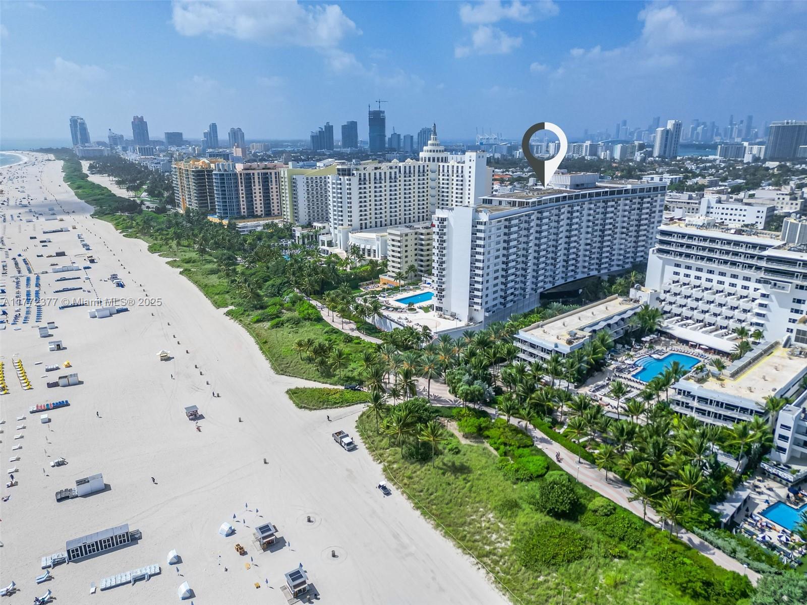 THE DECOPLAGE CONDO - Residential
