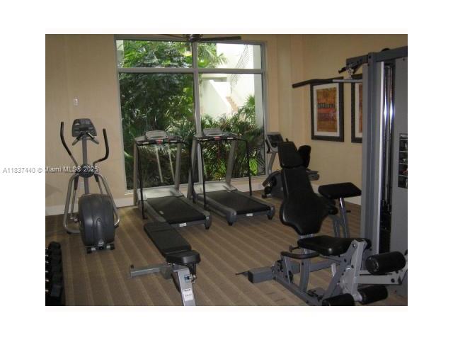 Radius Condo - Residential Lease