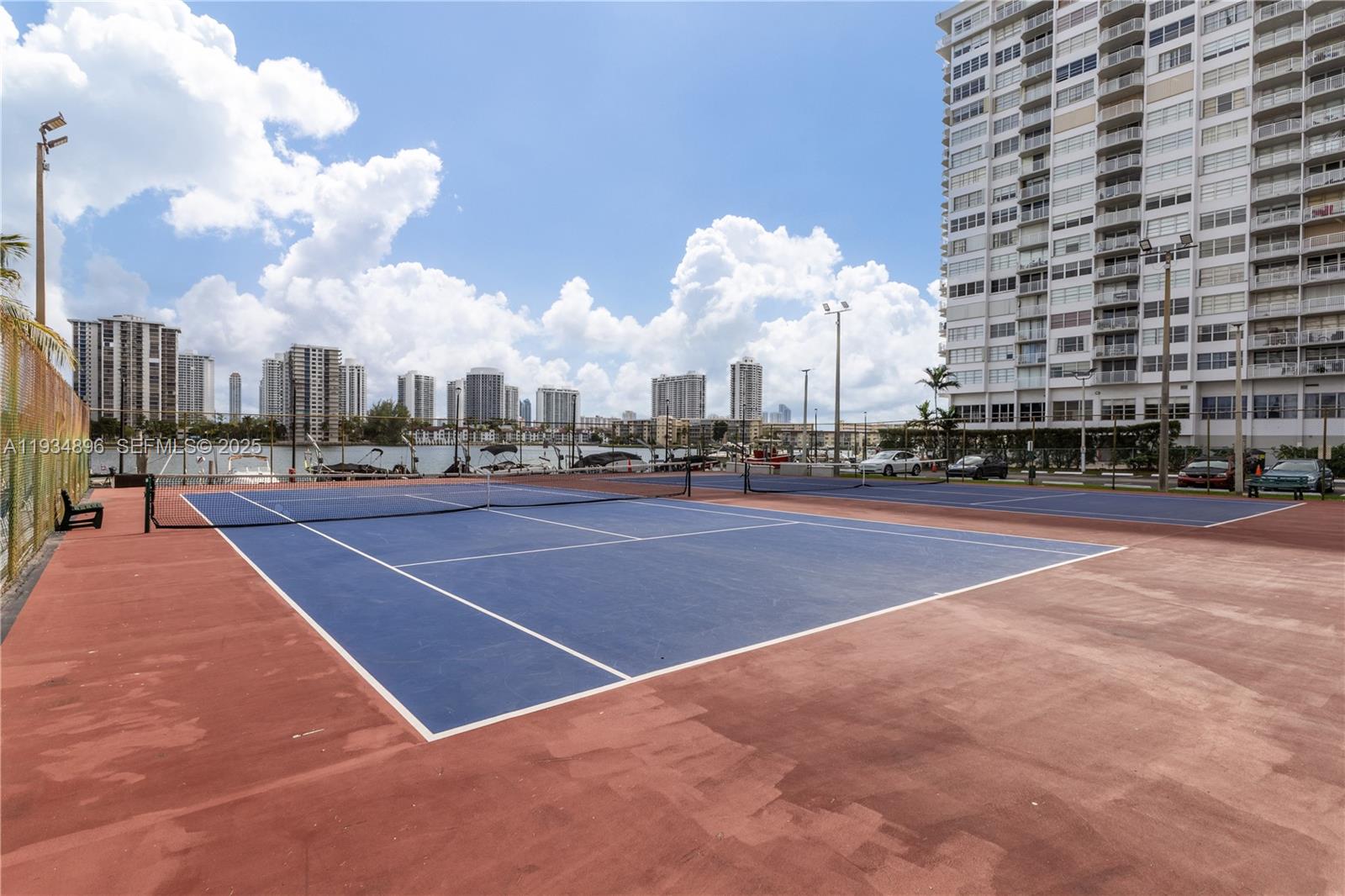 COMMODORE PLAZA CONDO - Residential