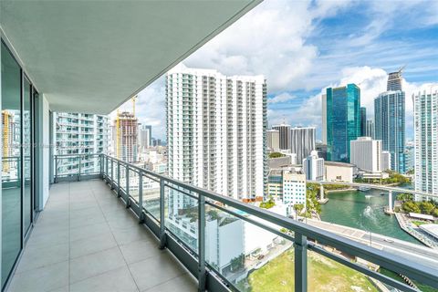 92 SW 3rd St 2712 Miami FL 33130