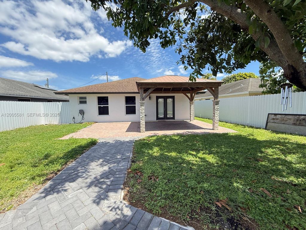 Photo of West Palm Beach, FL 33413 (MLS # A12005581)