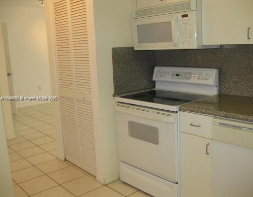 SURFSIDE PALMS CONDO - Residential Lease