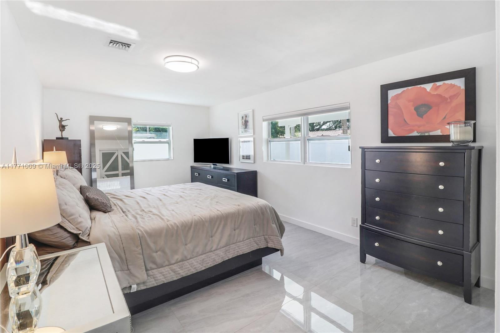 LIGHTHOUSE POINT EXT - Residential
