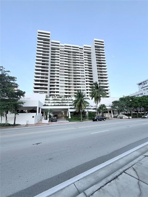 Photo of 2555 Collins Ave #2112, Miami Beach, FL 33140 (MLS # A11887001)