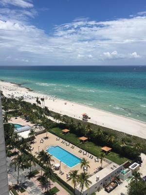 CLUB ATLANTIS CONDO - Residential