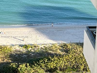 CLUB ATLANTIS CONDO - Residential