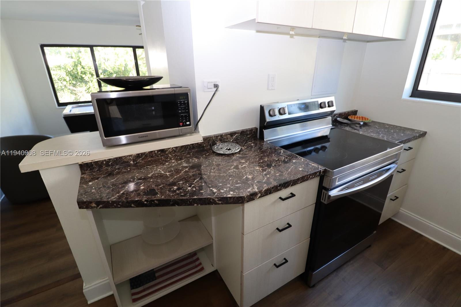 BAYVIEW ACRES - Residential