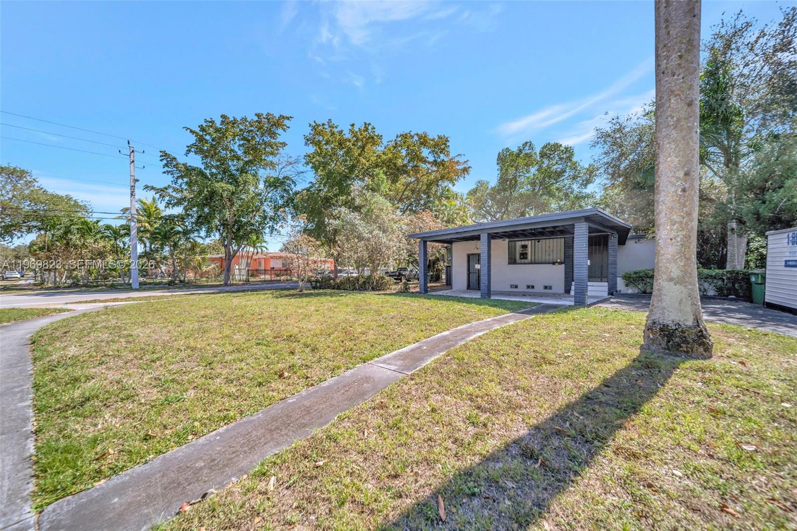 IRONS MANOR HIGH PINE ADD - Residential