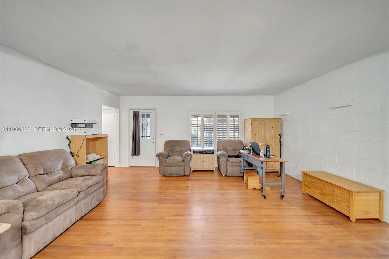 IRONS MANOR HIGH PINE ADD - Residential