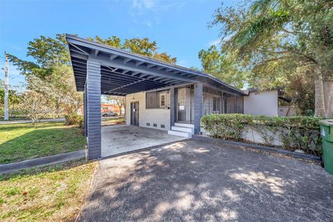 890 NE 138th St North Miami FL 33161