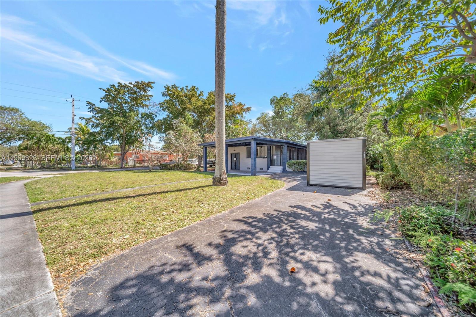 IRONS MANOR HIGH PINE ADD - Residential