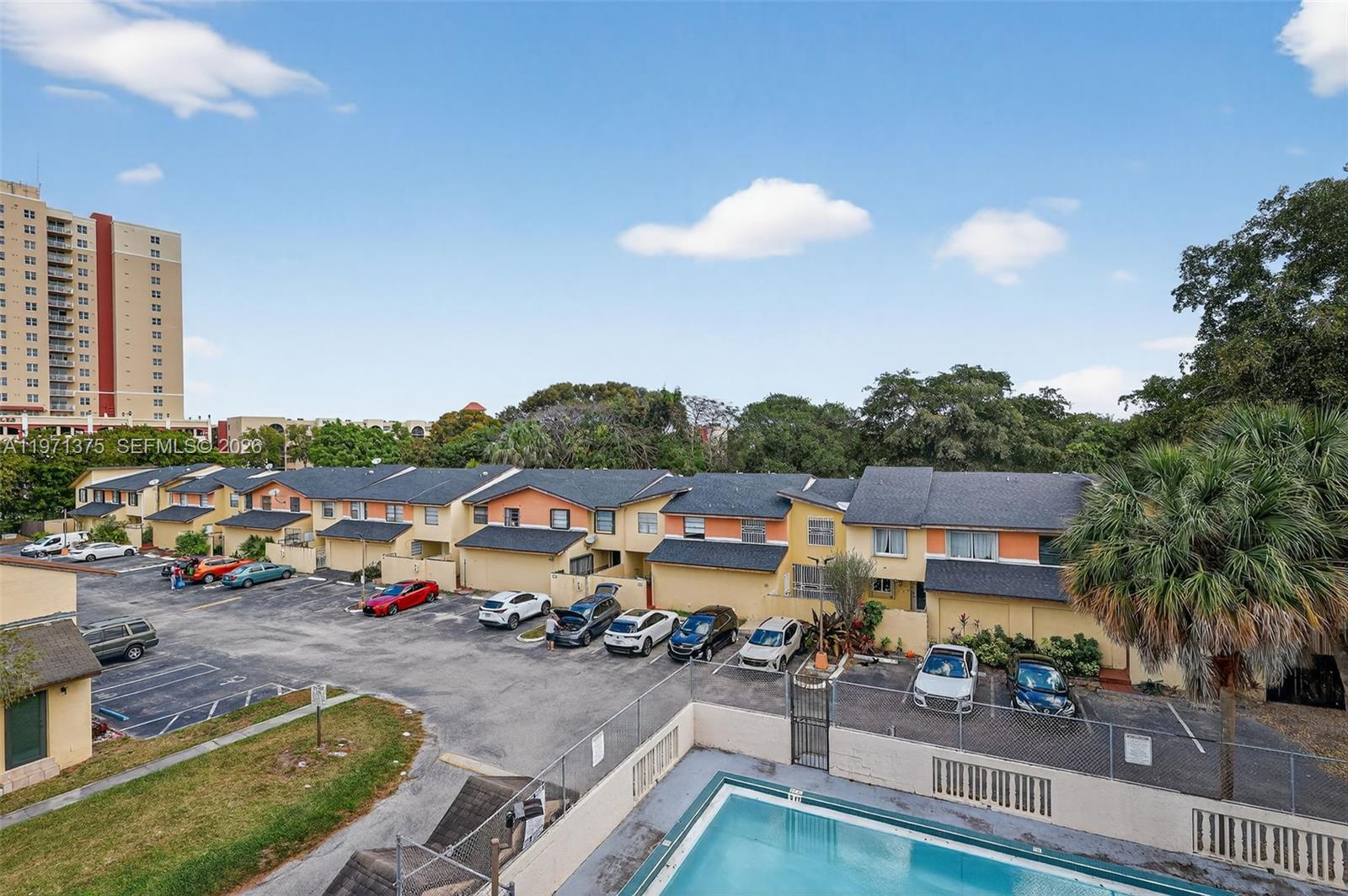 GOLFVIEW CLUB AT FONTAINE - Residential