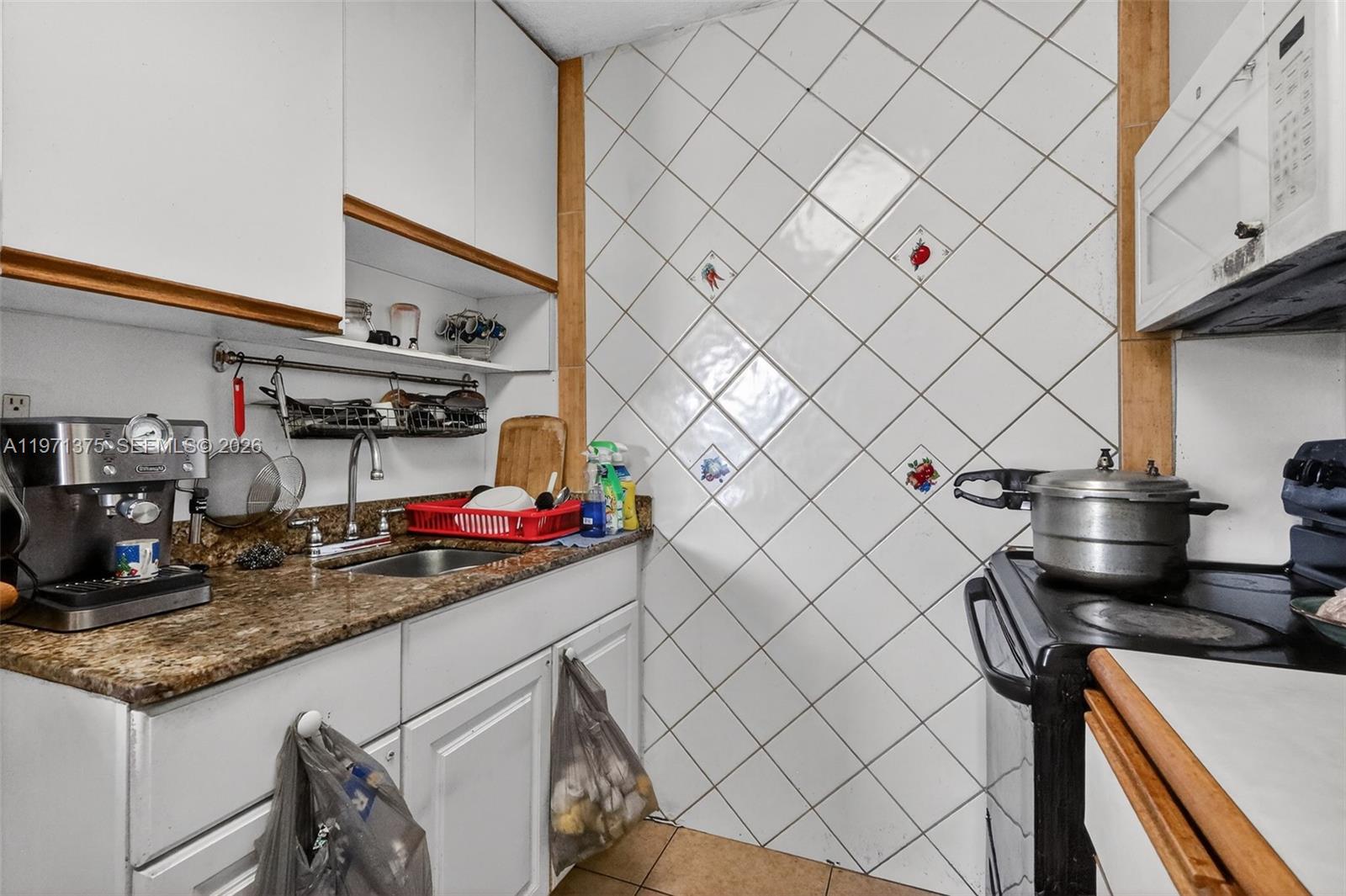 GOLFVIEW CLUB AT FONTAINE - Residential